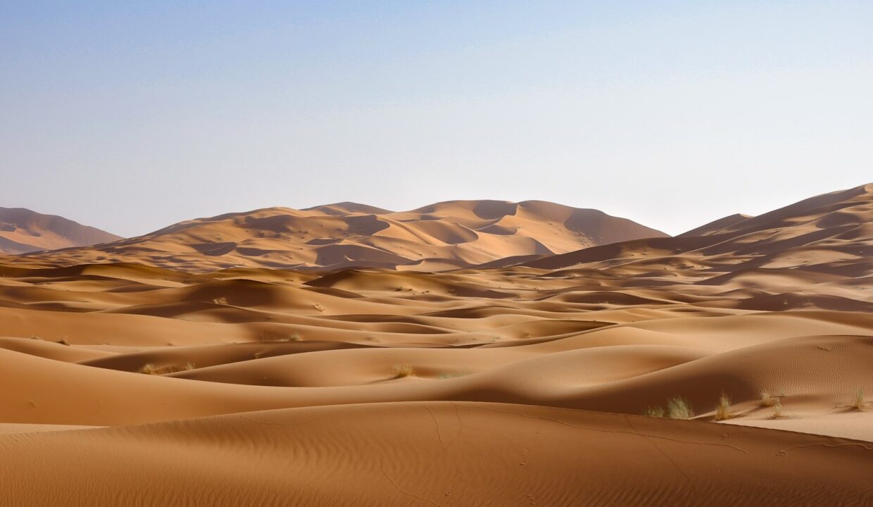 Dunes du Sahara marocain dans la région de Merzouga