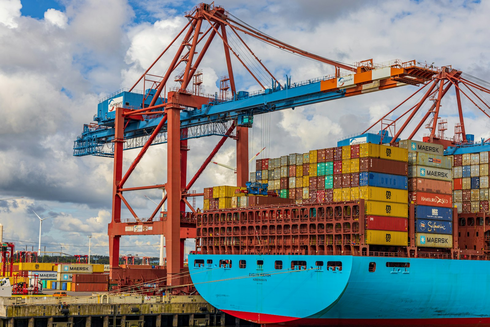 Tanger Med : port et plateforme industrielle du Maroc